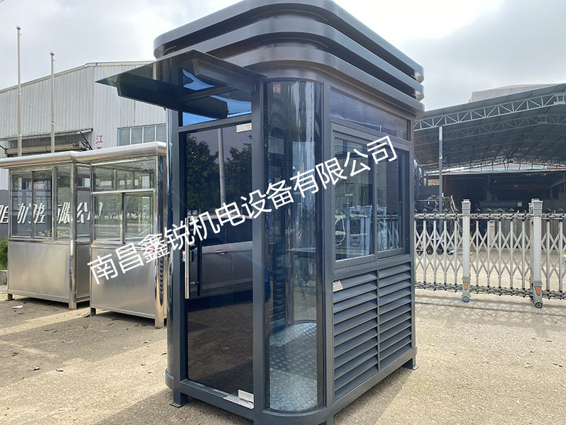 华赣城建股份集团 钢结构岗亭1.5-2.2-2.8高 2台 送青山湖区力高雍湖国际